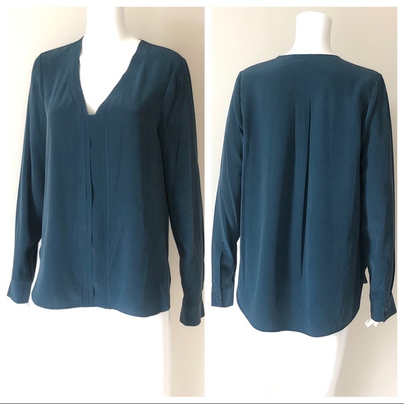 Vince Tops - Vince 100% Silk Teal Picot-Edge V-Neck NWOT  M